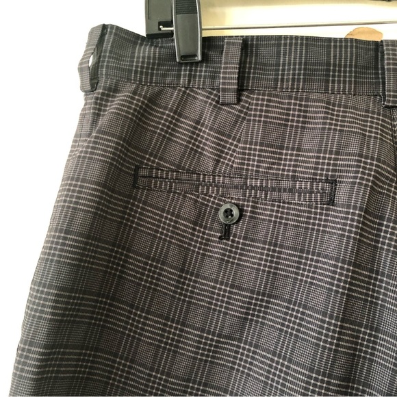 Nike Golf Men’s Dri-Fit Plaid Shorts Black and Charcoal Gray Size Medium - Picture 4 of 8